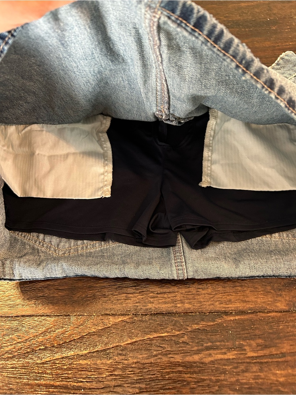 Hollister Vintage Y2K Denim Mini Skirt with Embroidery - Picture 4 of 10